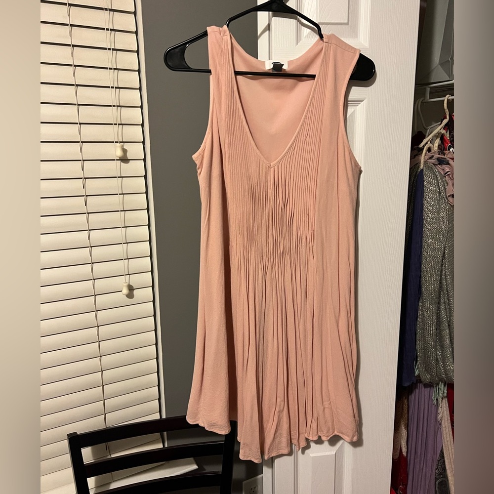 OLD NAVY V-Neck Front Pleated Sleeveless Dress, size medium, Pink